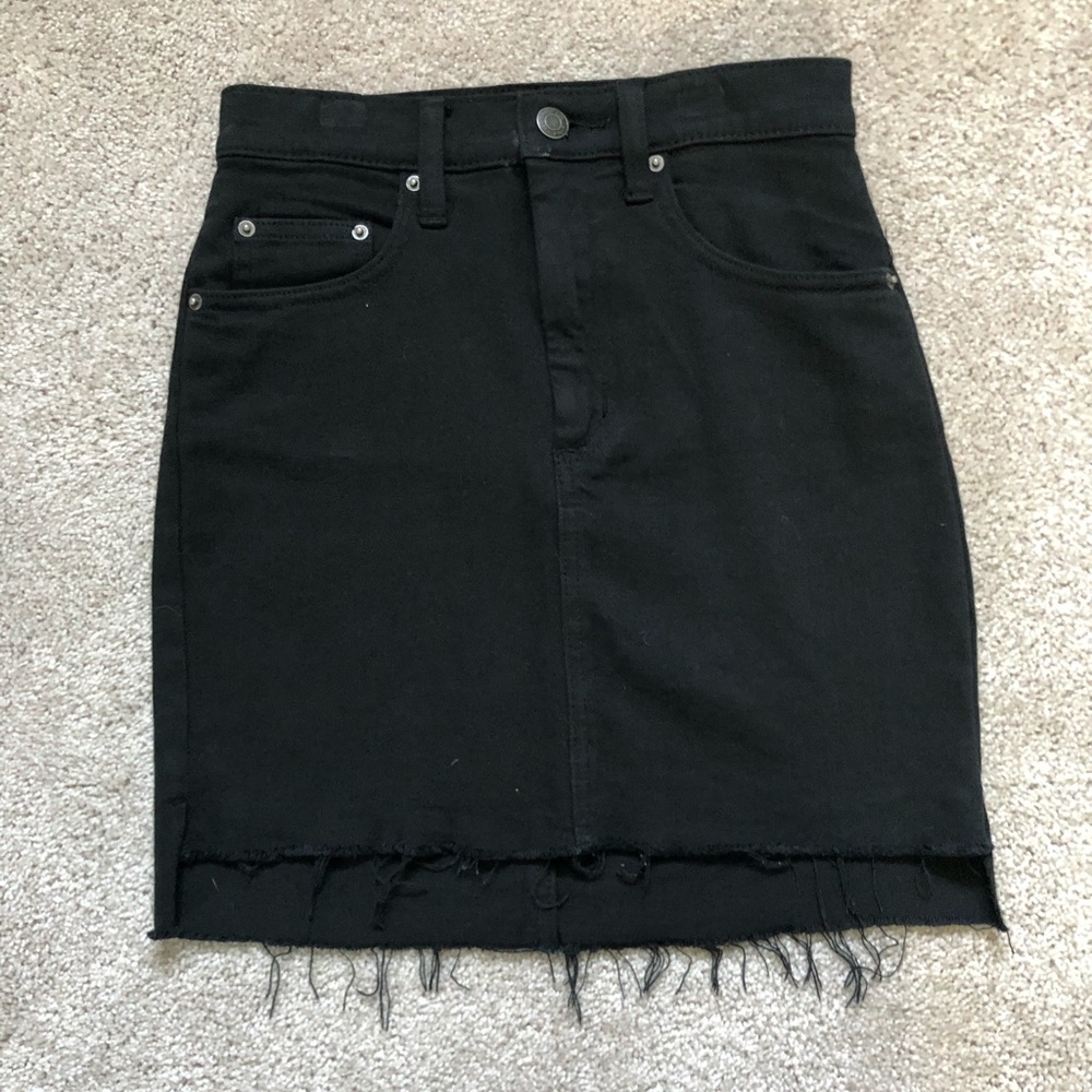 Wilfred Free Cut Off Denim Skirt